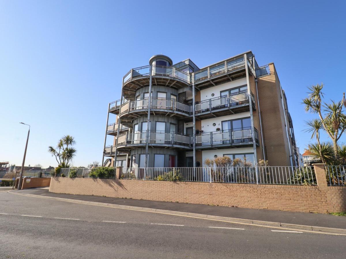 Flat 19 By The Beach Харвич Экстерьер фото
