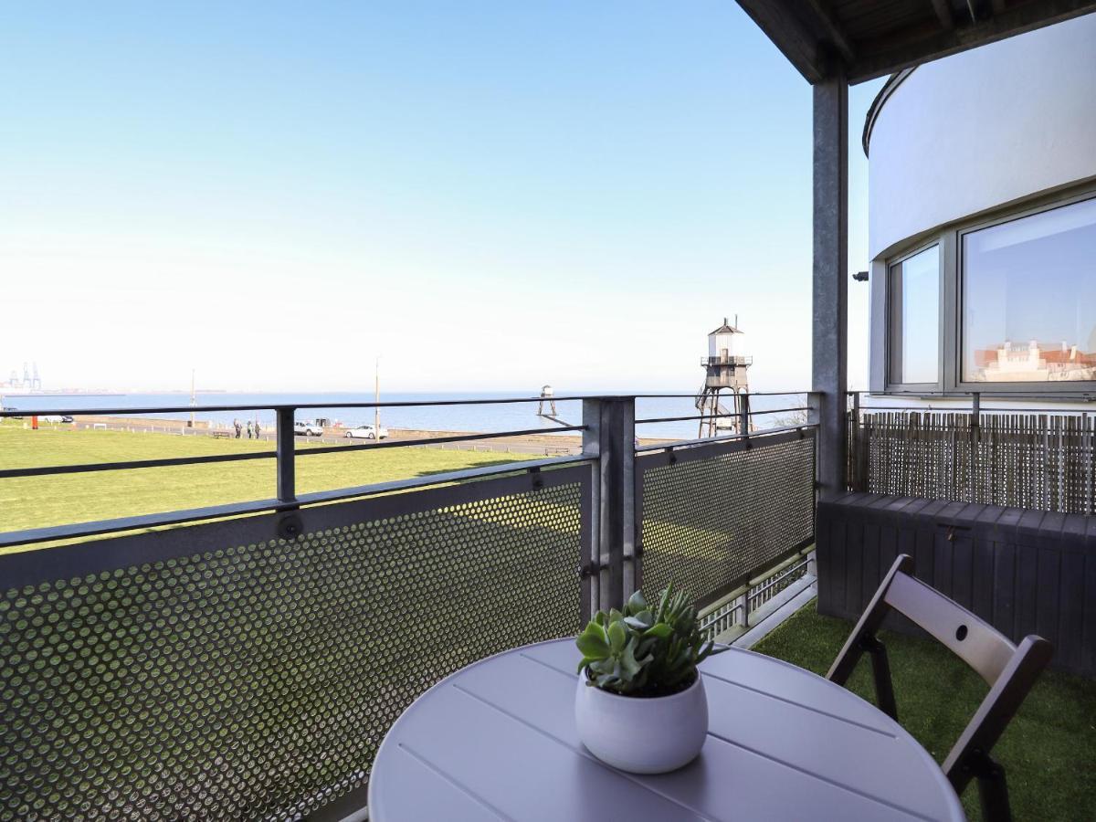 Flat 19 By The Beach Харвич Экстерьер фото