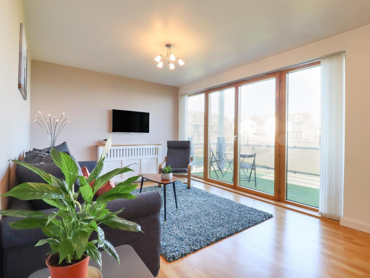 Flat 19 By The Beach Харвич Экстерьер фото